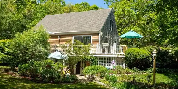 2 Wildwood Rd