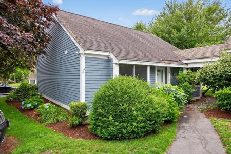 87 Susanna Dr