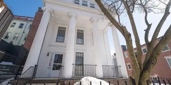 33 Cordis Street
