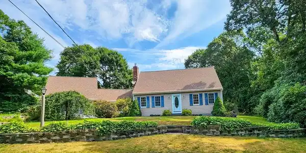 6 Pheasant Lane