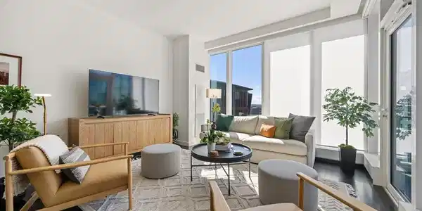 150 Seaport Blvd