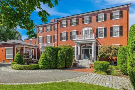 26 Winter St