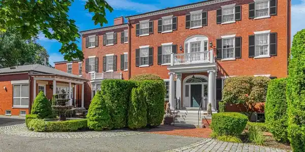 26 Winter St