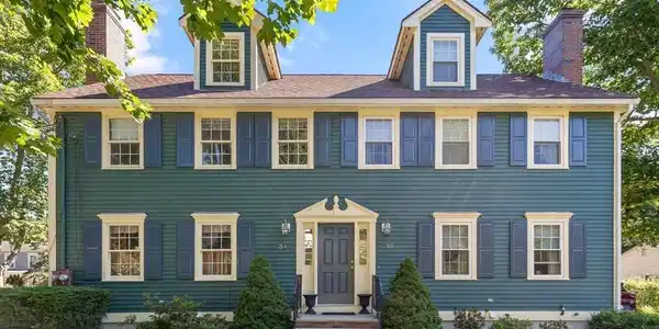 3 Greystone Lane
