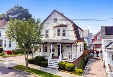 42 Burrill Ave