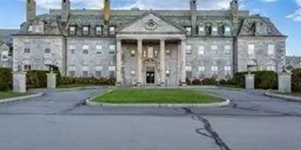 48 North Shore Drive