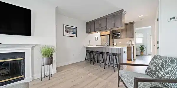 771 E Fifth