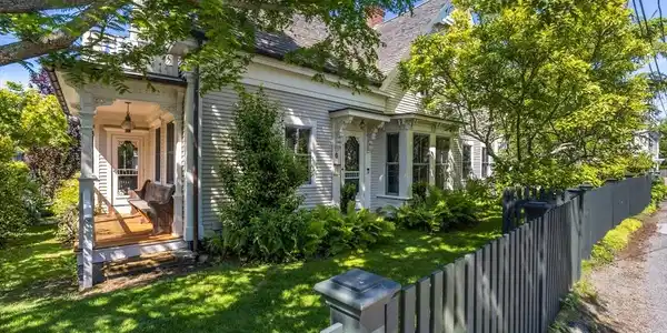 6 Washington Avenue