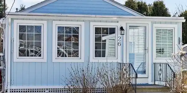 26 Virginia St