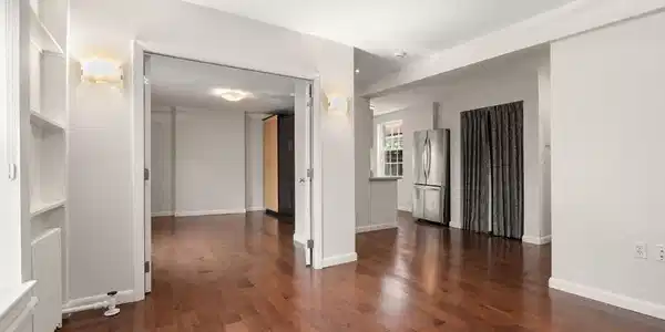 7 Primus Ave
