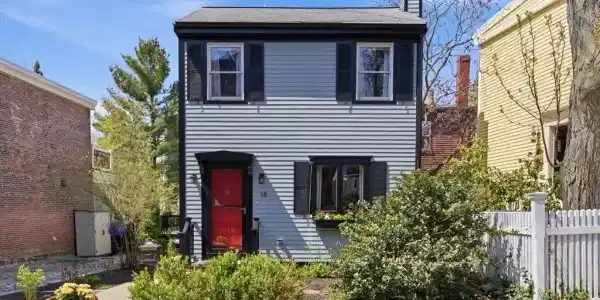18 Putnam Street