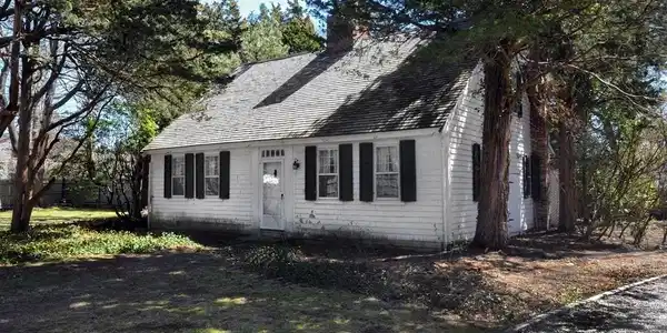 349 Powder Point Ave