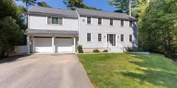 48 Joanne Dr