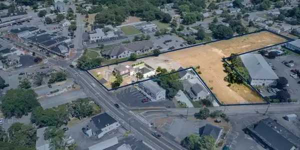645 Main St Back Lot