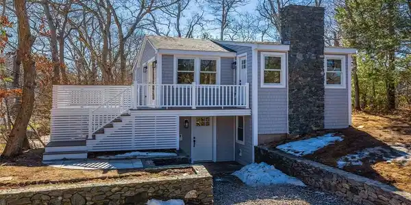 15 Manomet Beach Blvd