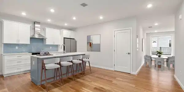 267 Old Colony