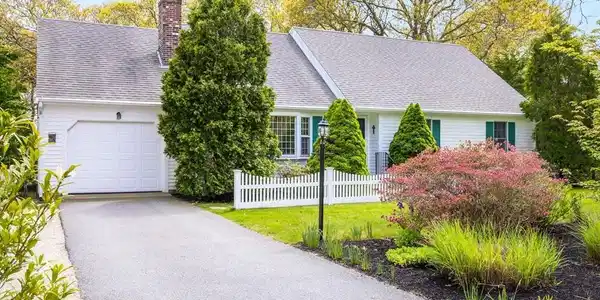 65 Continental Dr