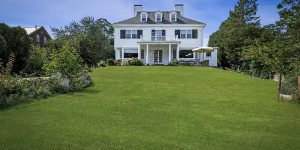 35 Atlantic Ave.