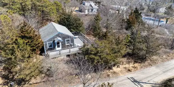 330 Turnip Rd