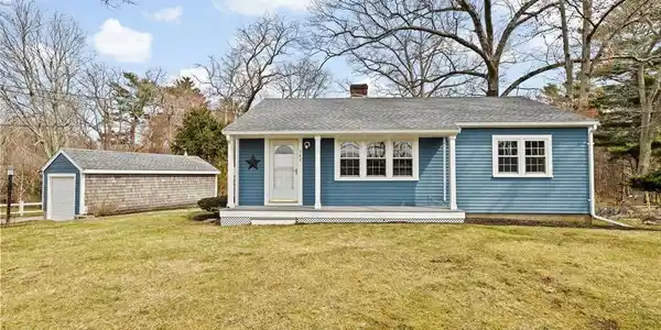 142 Old Oaken Bucket Rd