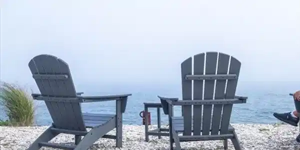 90 Shore Drive West
