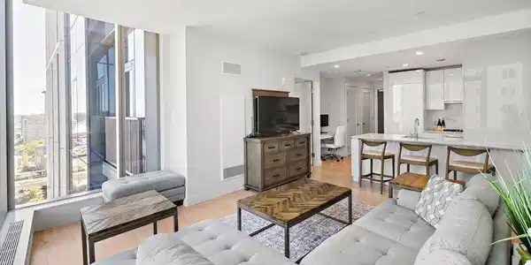 133 Seaport Blvd