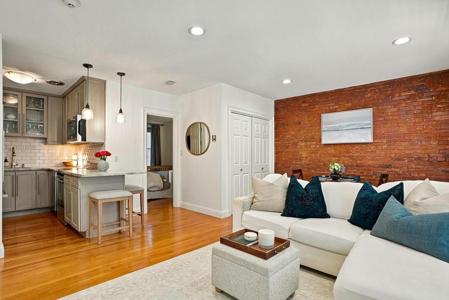 8 Battery St