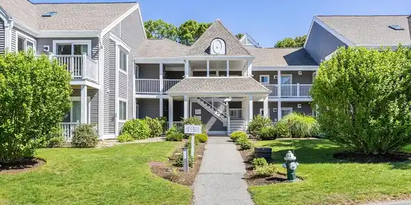 81 Fletcher Lane