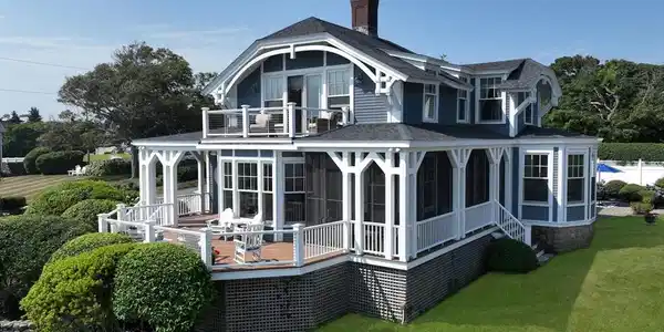 119 Mann Hill Road