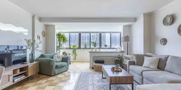6 Whittier Pl