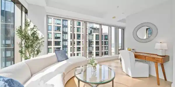 135 Seaport Blvd