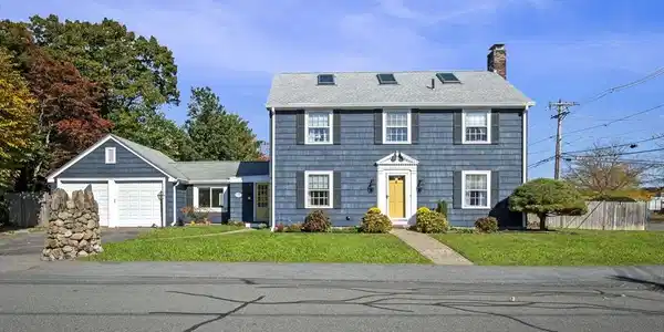 54 Clifton Ave