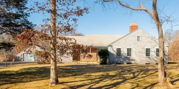 12 Shore Acres Rd