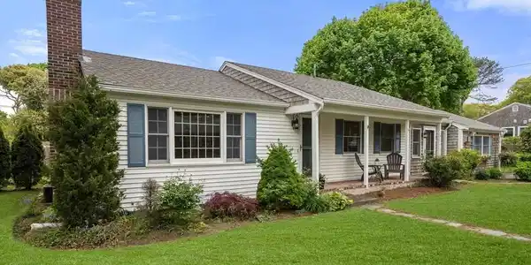 6 Harrington Way