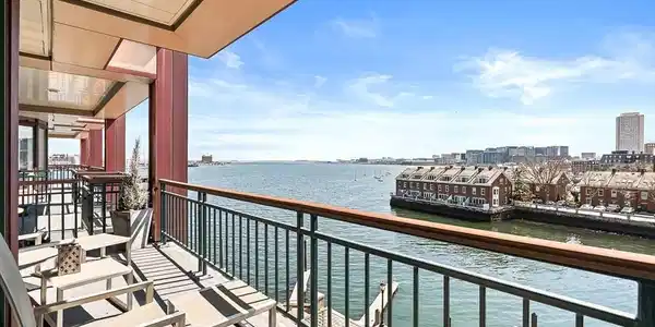 40 Battery St