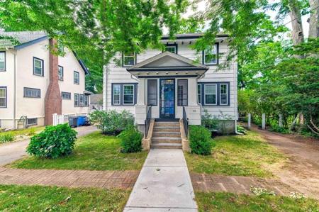 111 Greenleaf St
