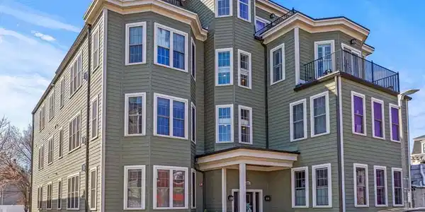 689 East Fourth Street