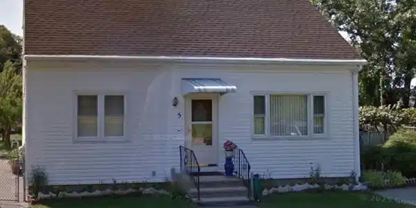 5 Wayland St