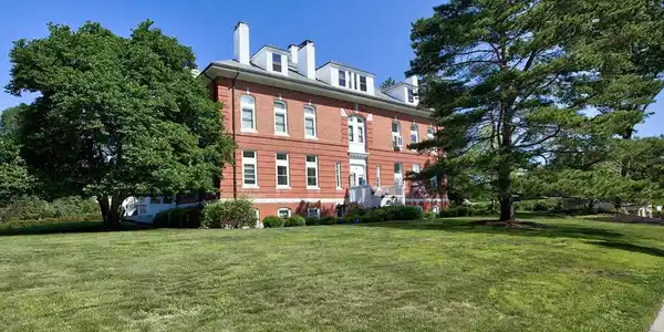 66 Haskell St