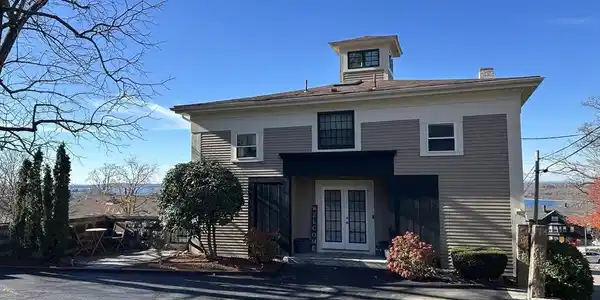 450 Rock St