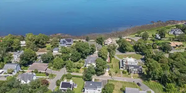 5 Cottage St
