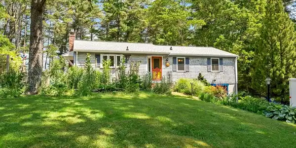 48 Bennets Neck Drive