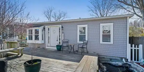 21 Bancroft