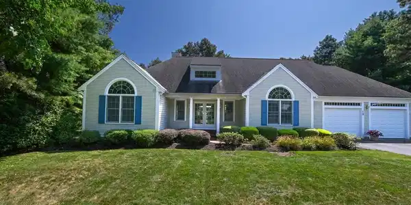 19 Polaris Dr