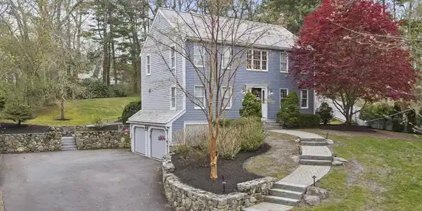 46 Fairways Edge Drive