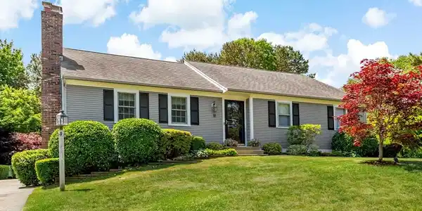 18 Tradewind Dr