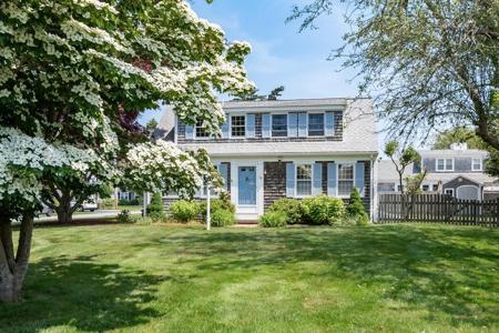 78 Mariners Ln