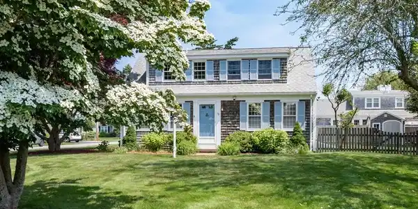 78 Mariners Ln