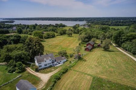 143 Horseneck Road
