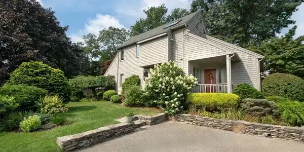 37 Cedar Rd.